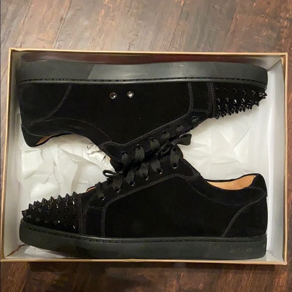 shoes - Picture 2 of 7